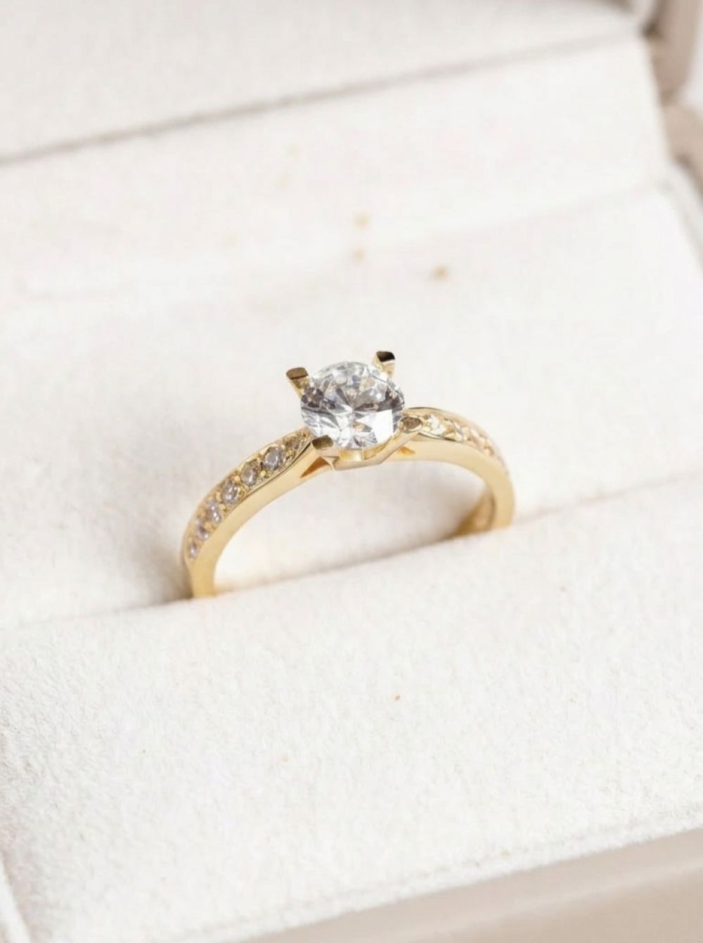 ANILLO SHINE CIRCON 4 PUNTAS