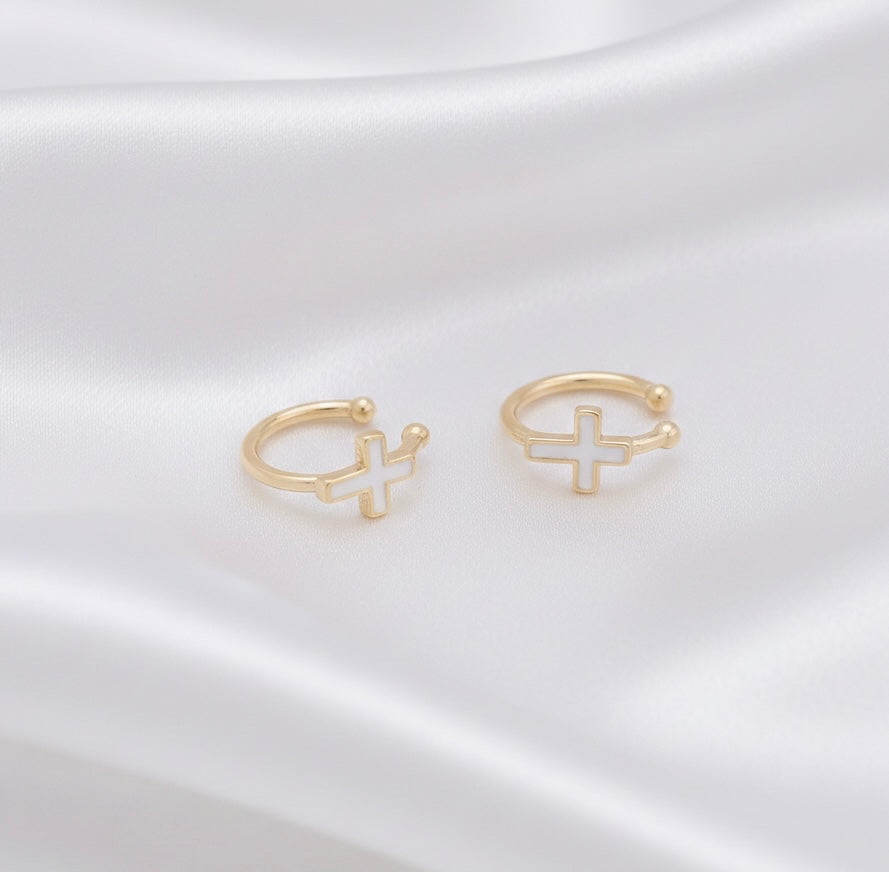 EARCUFF SILUETA DE CRUZ JOYERIA D'ORÉ