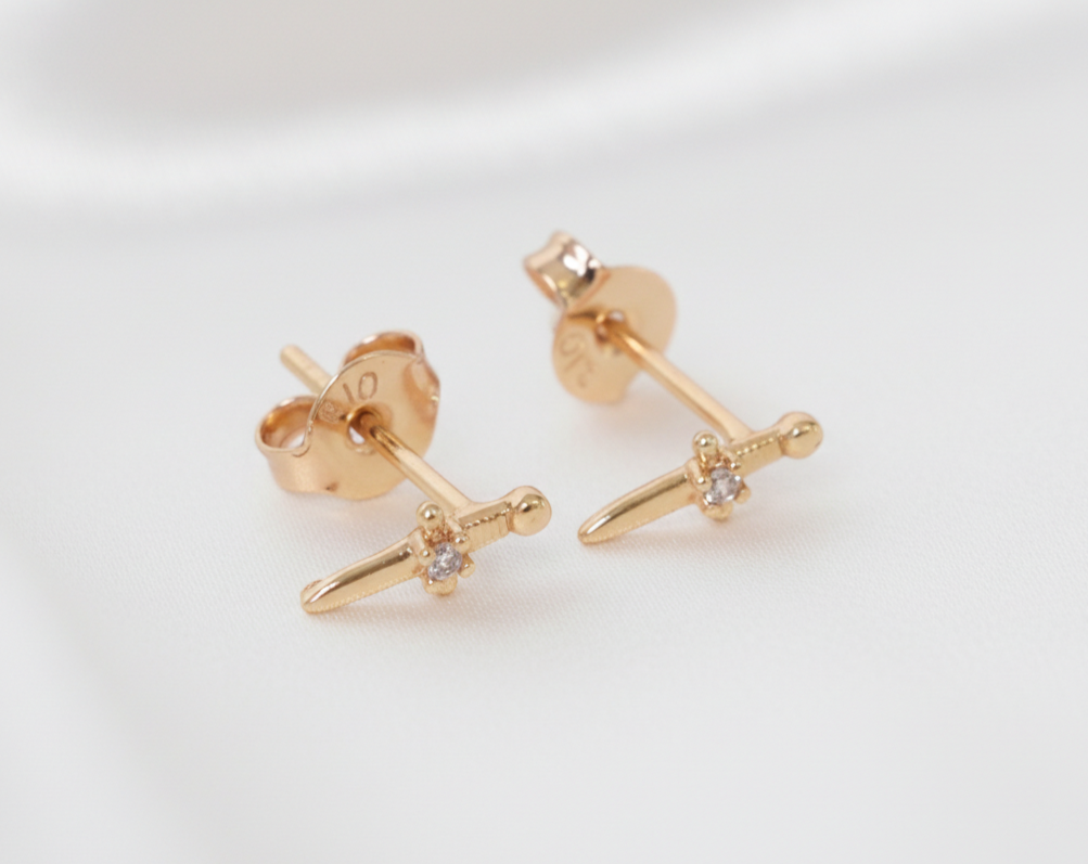 TOPO DAGA CON ZIRCON