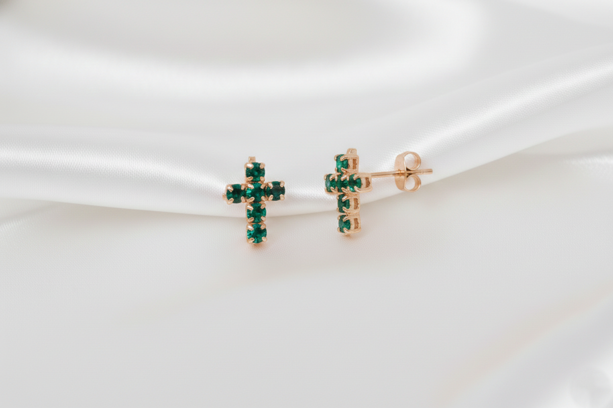 TOPO CRUZ CON 6 ZIRCONES VERDES