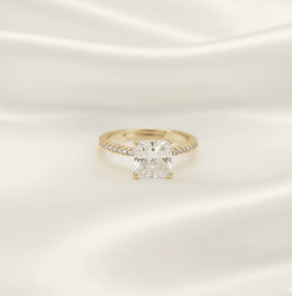 ANILLO GRADUABLE ZIRCON CUADRADO-ANILLO MUJER-JOYERIA D'ORÉ-ORO LAMINADO 18K CALI