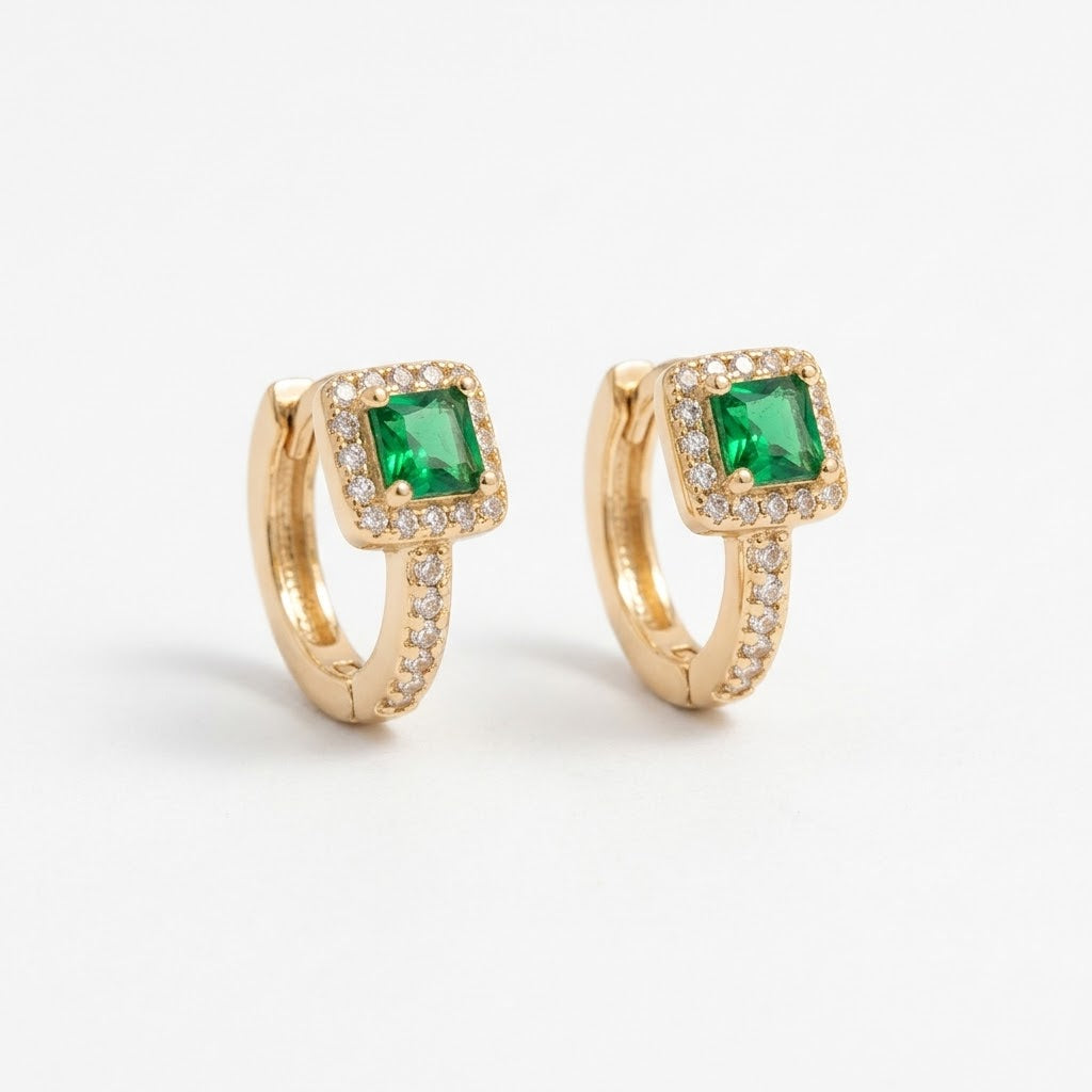 CANDONGA CON GEMA VERDE ESMERALDA Y REBORDE EN ZIRCONES oro laminado 18k cali