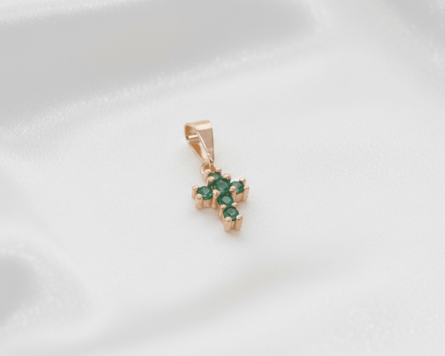 DIJE CRUZ CIRCONES VERDES CON PUNTOS-DIJES-JOYERIA D'ORÉ-ORO LAMINADO 18K CALI