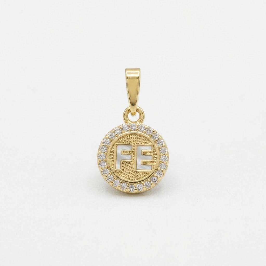 DIJE FE CON CIRCONES 1.8CM oro laminado 18k cali 2