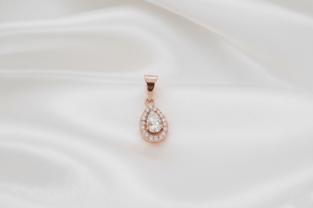 DIJE GOTA CON REBORDE EN CIRCONES-DIJES-JOYERIA D'ORÉ-ORO LAMINADO 18K CALI