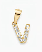 Dije letra V oro laminado 18k cali