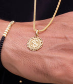 DIJE SIGNO PESO MEDIANO-DIJES-JOYERIA D'ORÉ-ORO LAMINADO 18K CALI