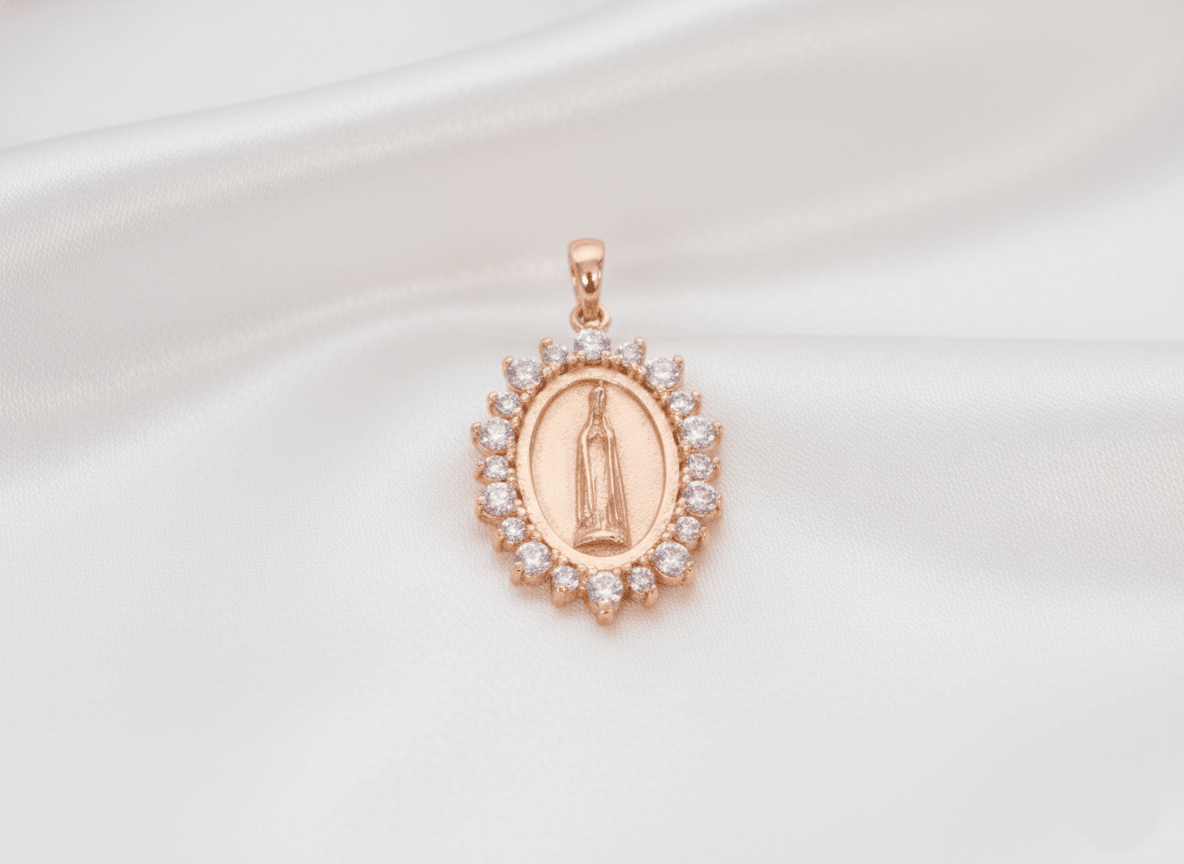 DIJE VIRGEN GUADALUPE CON REBORDE EN ZIRCONES-DIJES-JOYERIA D'ORÉ-ORO LAMINADO 18K CALI