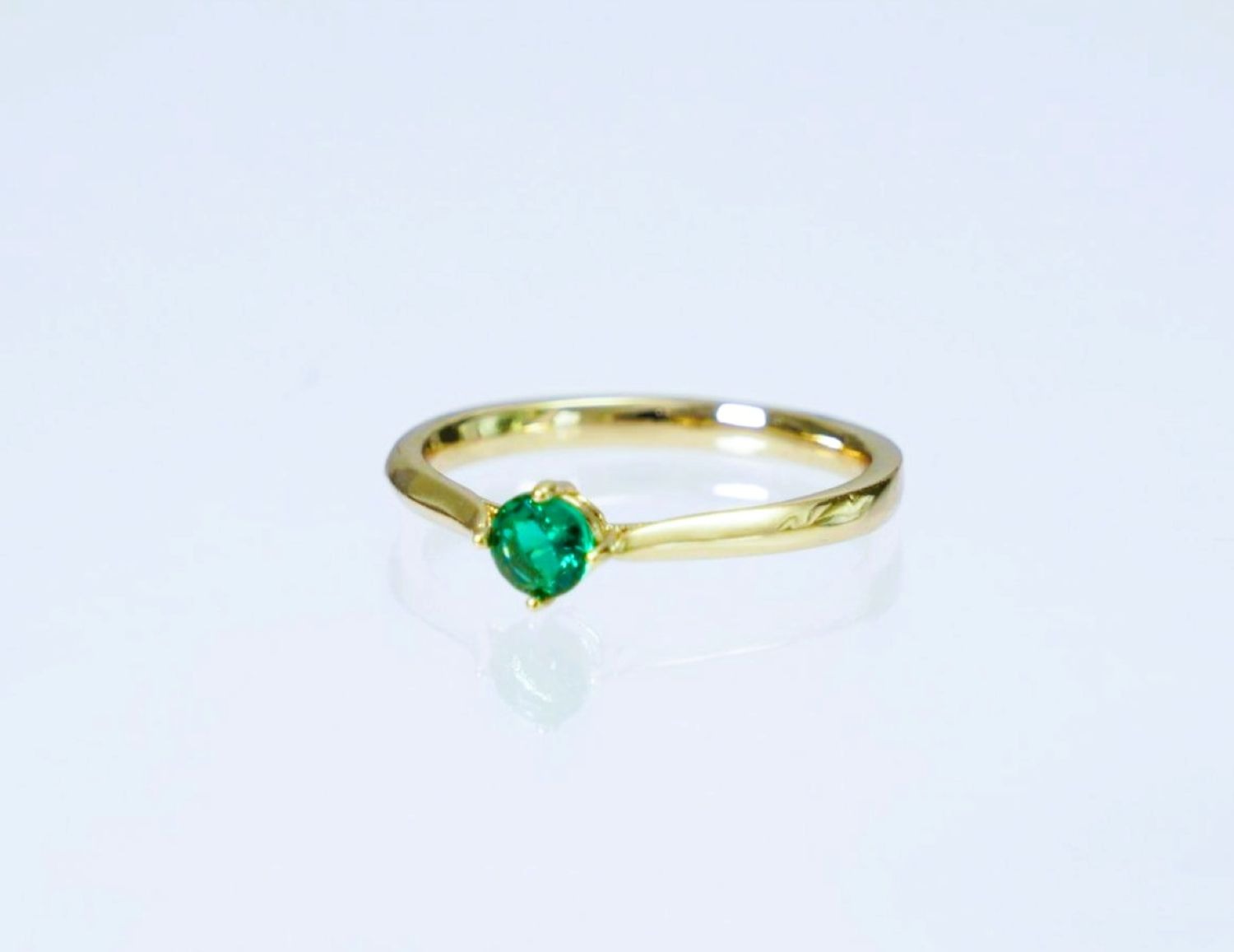 ANILLO 4 PUNTAS ZIRCON VERDE
