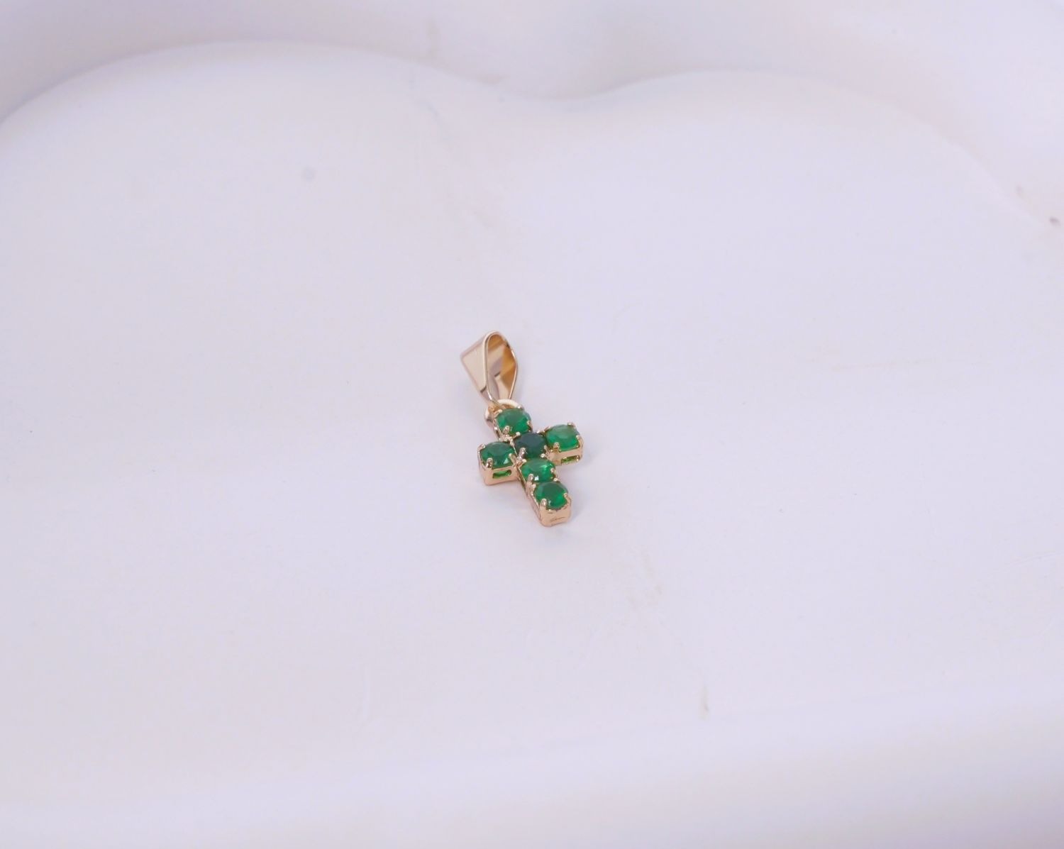 DIJE CRUZ 6 ZIRCONES VERDES MEDIANA-DIJES-JOYERIA D'ORÉ-ORO LAMINADO 18K CALI