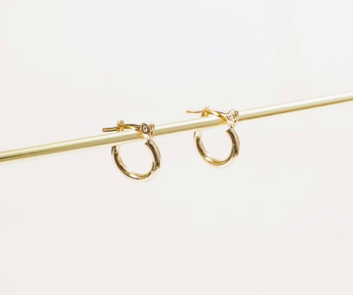 CANDONGA LISA MEDIANA-CANDONGAS-JOYERIA D'ORÉ-ORO LAMINADO 18K CALI