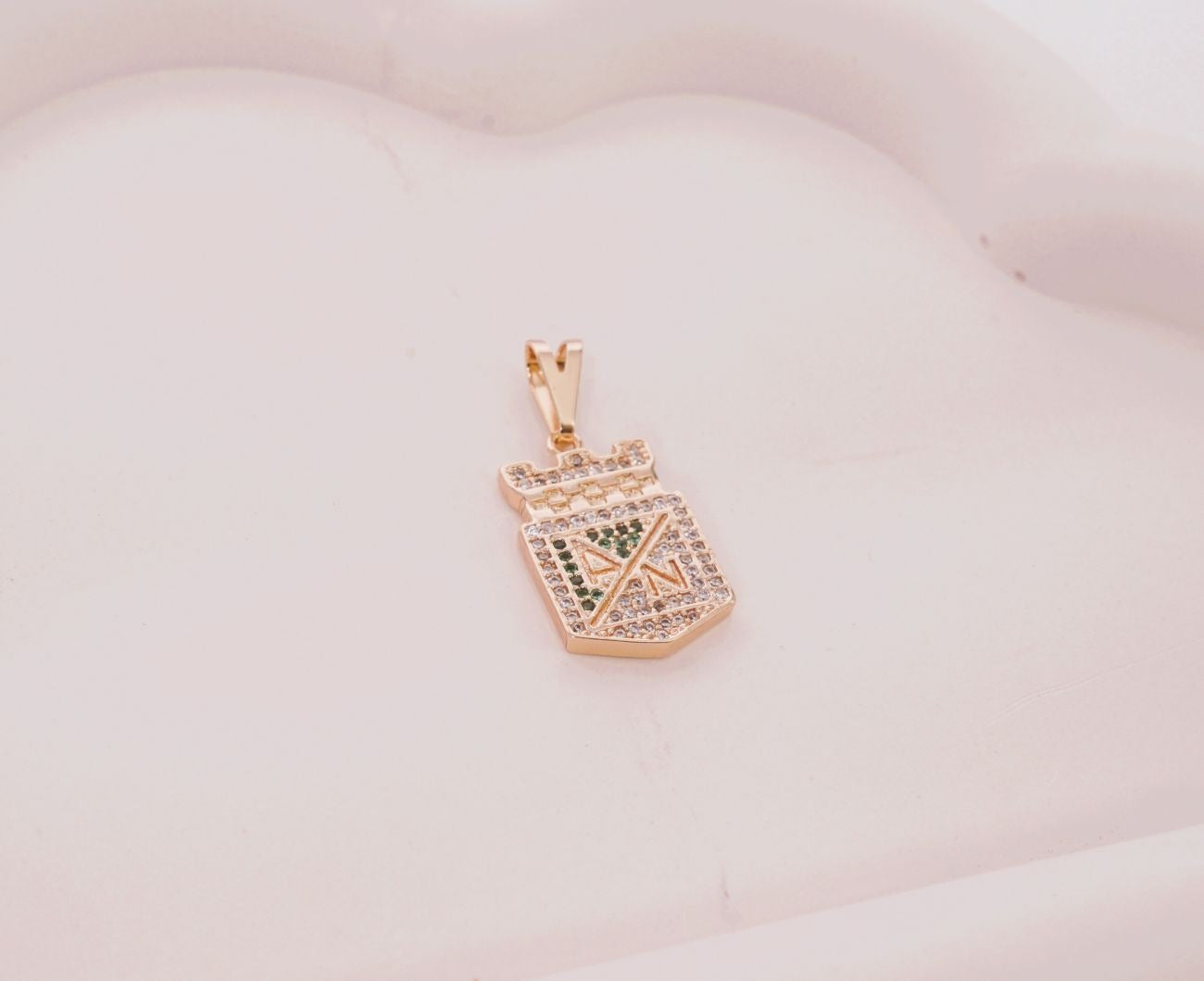 DIJE ESCUDO NACIONAL EN ZIRCONES MEDIANO-DIJES-JOYERIA D'ORÉ-ORO LAMINADO 18K CALI