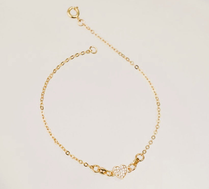 PULSERA CON CORAZON EN ZIRCONES BLANCOS-PULSERAS ORO LAMINADO-JOYERIA D'ORÉ-ORO LAMINADO 18K CALI