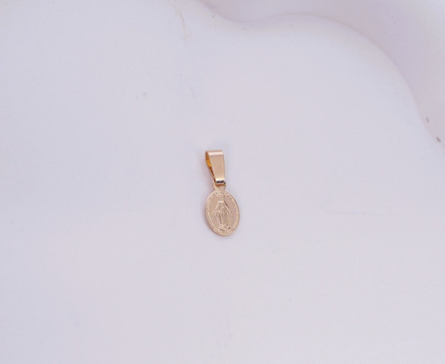 DIJE VIRGEN DE GUADALUPE MINI CON REBORDE