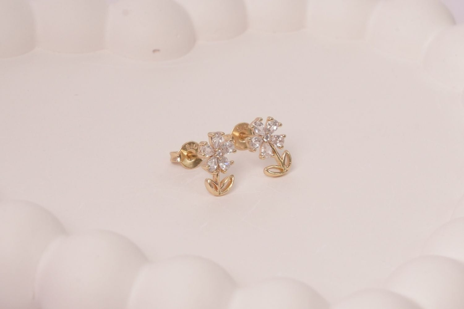 TOPO FLOR 6 ZIRCONES
