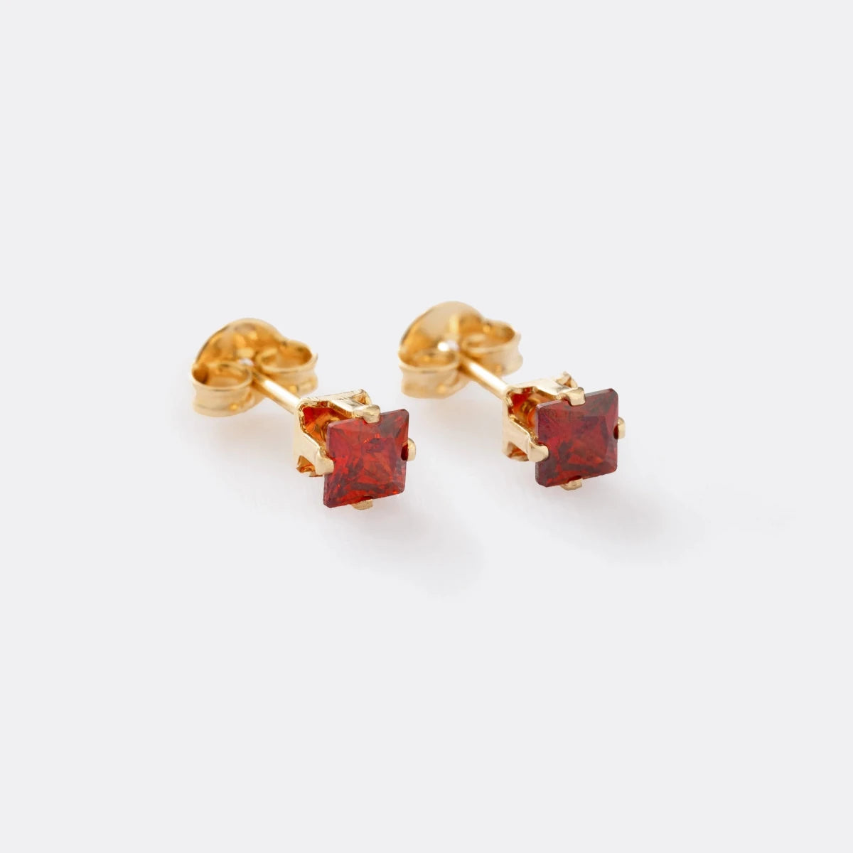 TOPO ZIRCON CUADRADO ROJO-TOPOS-JOYERIA D'ORÉ-ORO LAMINADO 18K CALI